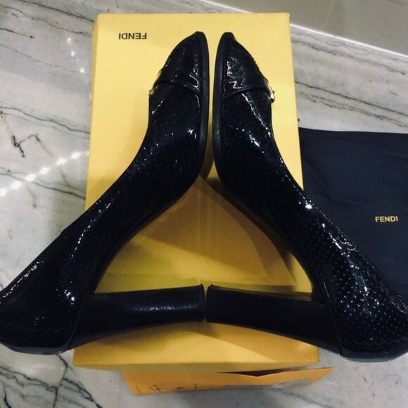 Y2K Fendi Designer Patent Leather Peep Toe Pump Sz 10 - Picture 2 of 14